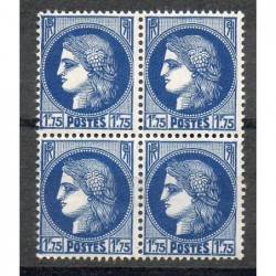 Bloc de 4 du  N° 0372 Neuf **