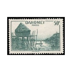 Dahomey N° 151 N *