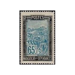 Madagascar N° 141 N *
