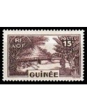 Guinée N° 130 N *